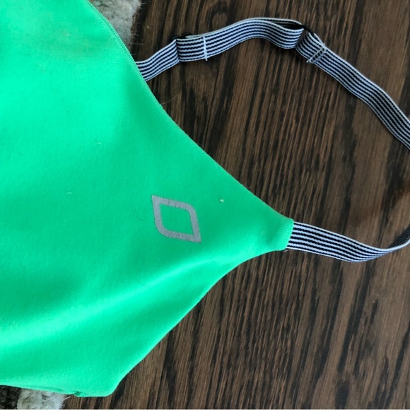 Lorna Jane Excel tank lime green / apple workout tank - Picture 7 of 8